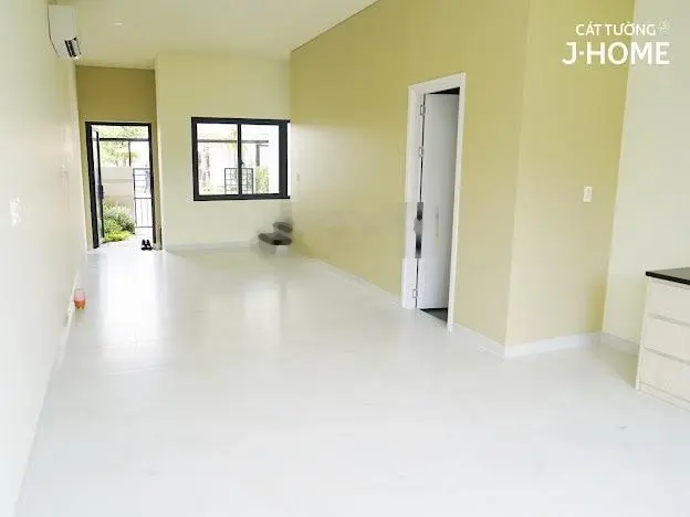 Bán nhà riêng 1 trệt 2 lầu, 76.5m2. Bàn giao hoàn thiện 100%, sổ sẵn, chỉ thanh toán trước 900tr