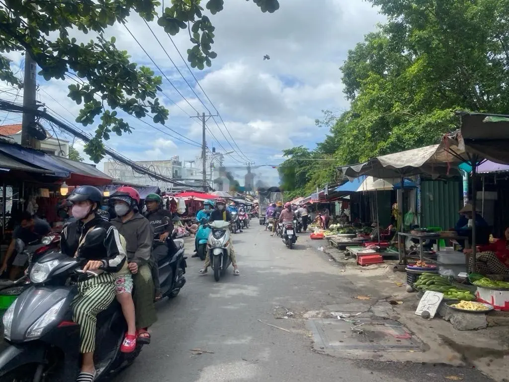 Bán nhà mặt tiền Nguyễn Văn Bứa 365m2 có dòng tiền - mặt bằng kinh doanh đỉnh, nhỉnh 9 tỷ