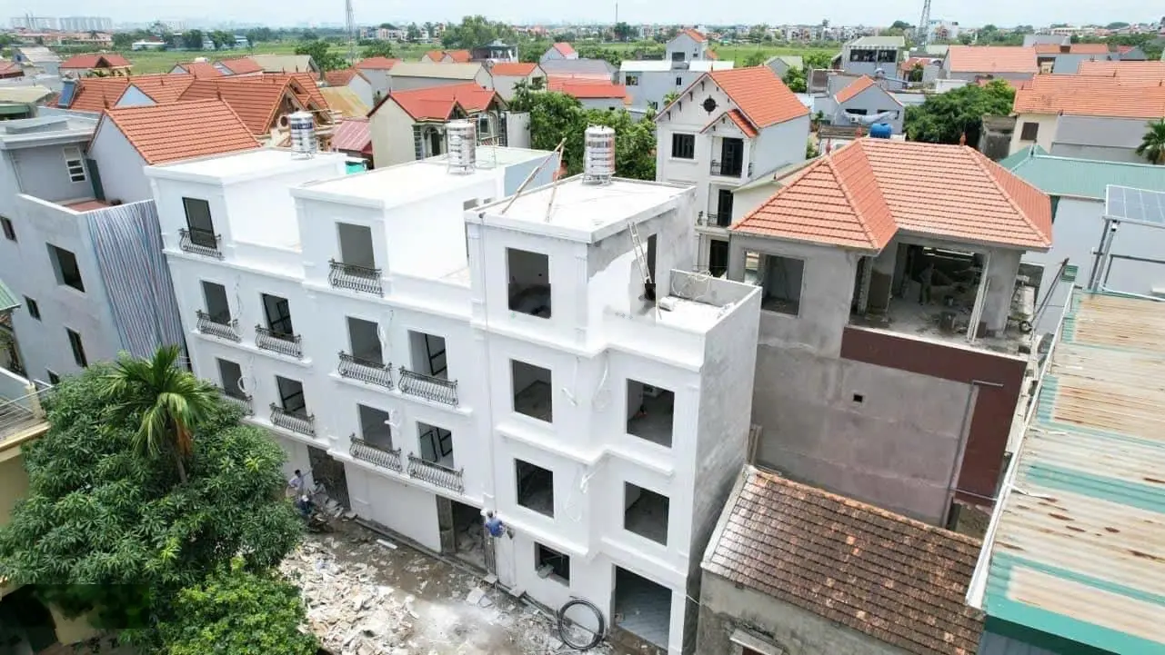 Chính chủ cần bán 46m2 thổ cư tặng nhà xây mới giá 2tỷ ôtô vào tận nơi trc nhà là khuCN mới Tân Ước