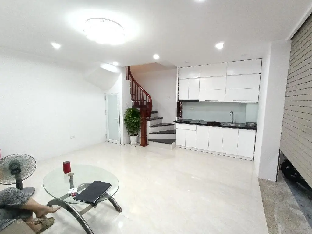 Bán nhà Minh Khai 30m2 nhà đẹp, mặt ngõ kinh doanh