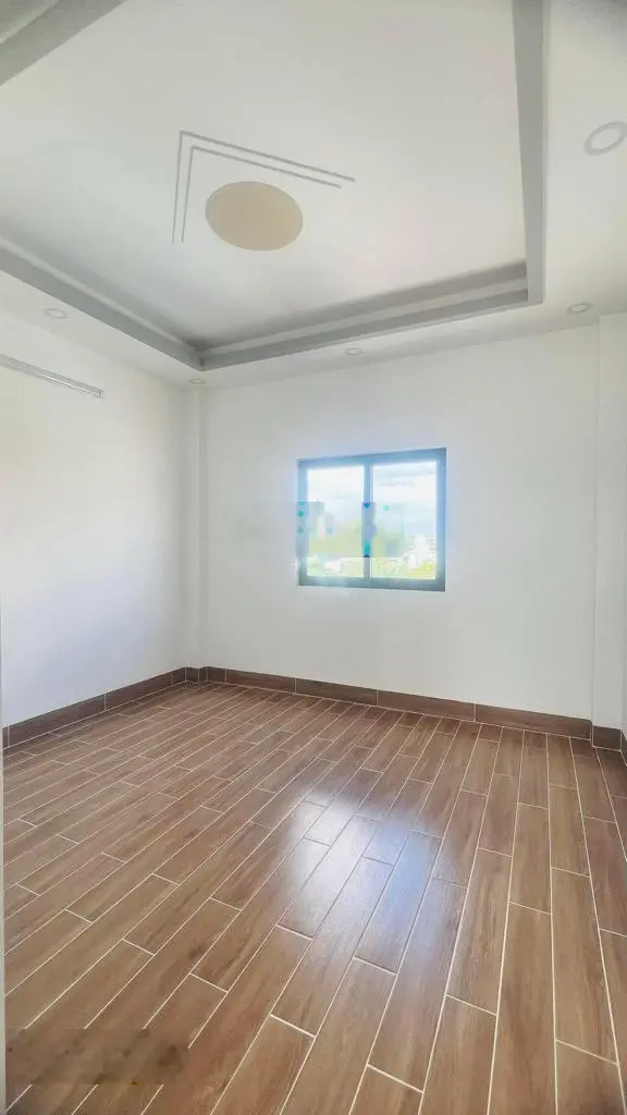 Nhà Nguyễn Khoái Q4 - hẻm ô tô - 50m2 nở hậu - 3 lầu đúc - chỉ 9 tỷ