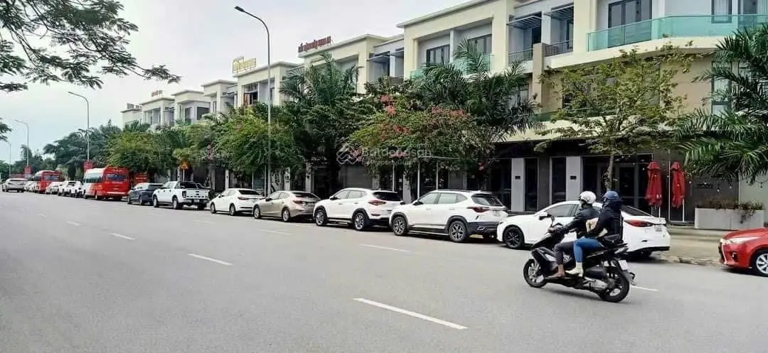 Chính thức mở bán 44 căn shophouse cuối cùng đẹp nhất Centa Vsip Bắc Ninh. Vốn ban đầu chỉ từ 2 tỷ