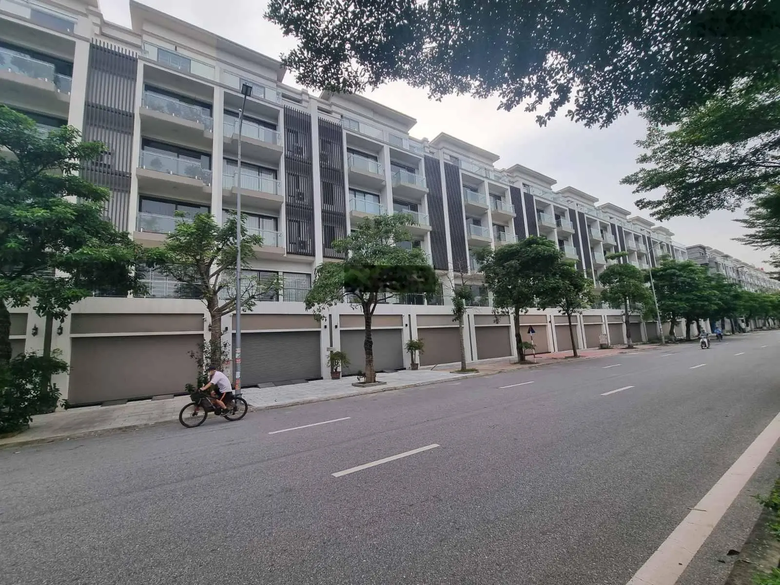 Shophouse 122m2 tiềm năng tăng giá cao nhất Từ Sơn được săn đón 8,5 tỷ 0966228003