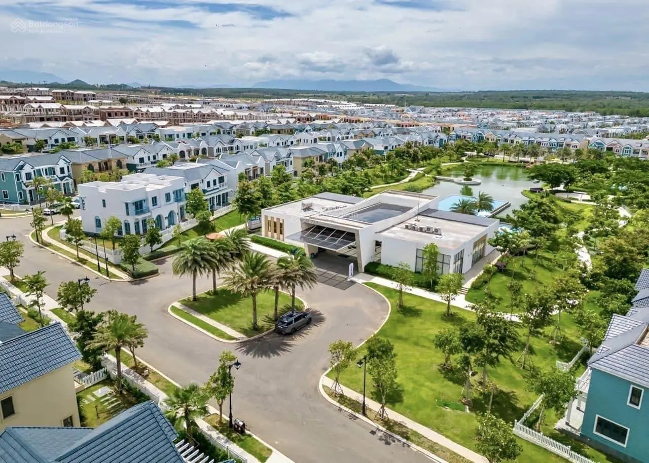 Bán biệt thự NovaWorld Phan Thiết, 7,5 tỷ, 200m2, 3PN, 3WC full nội thất 1ty5