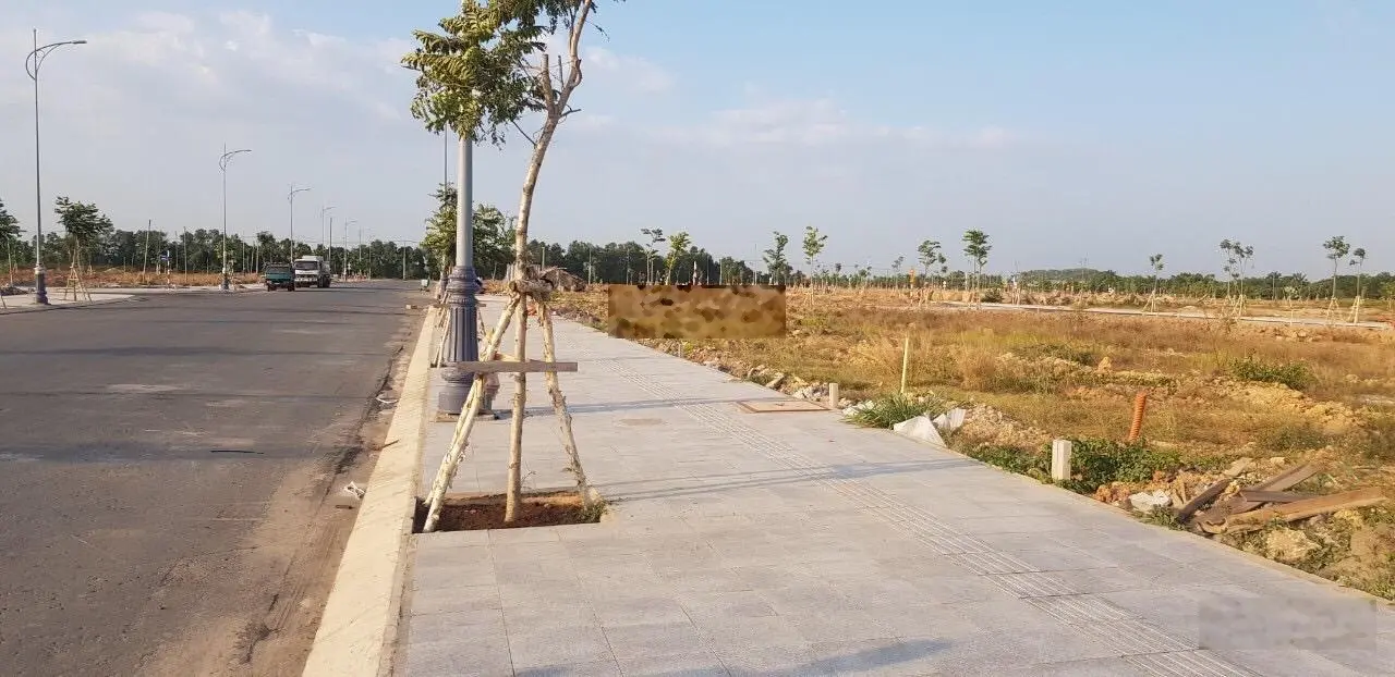 Kẹt tiền cần bán nền Biên Hoà New City 100m2 giá 1.550 tỷ, Hỗ trợ vay 70%. LH: 0931 432 ***