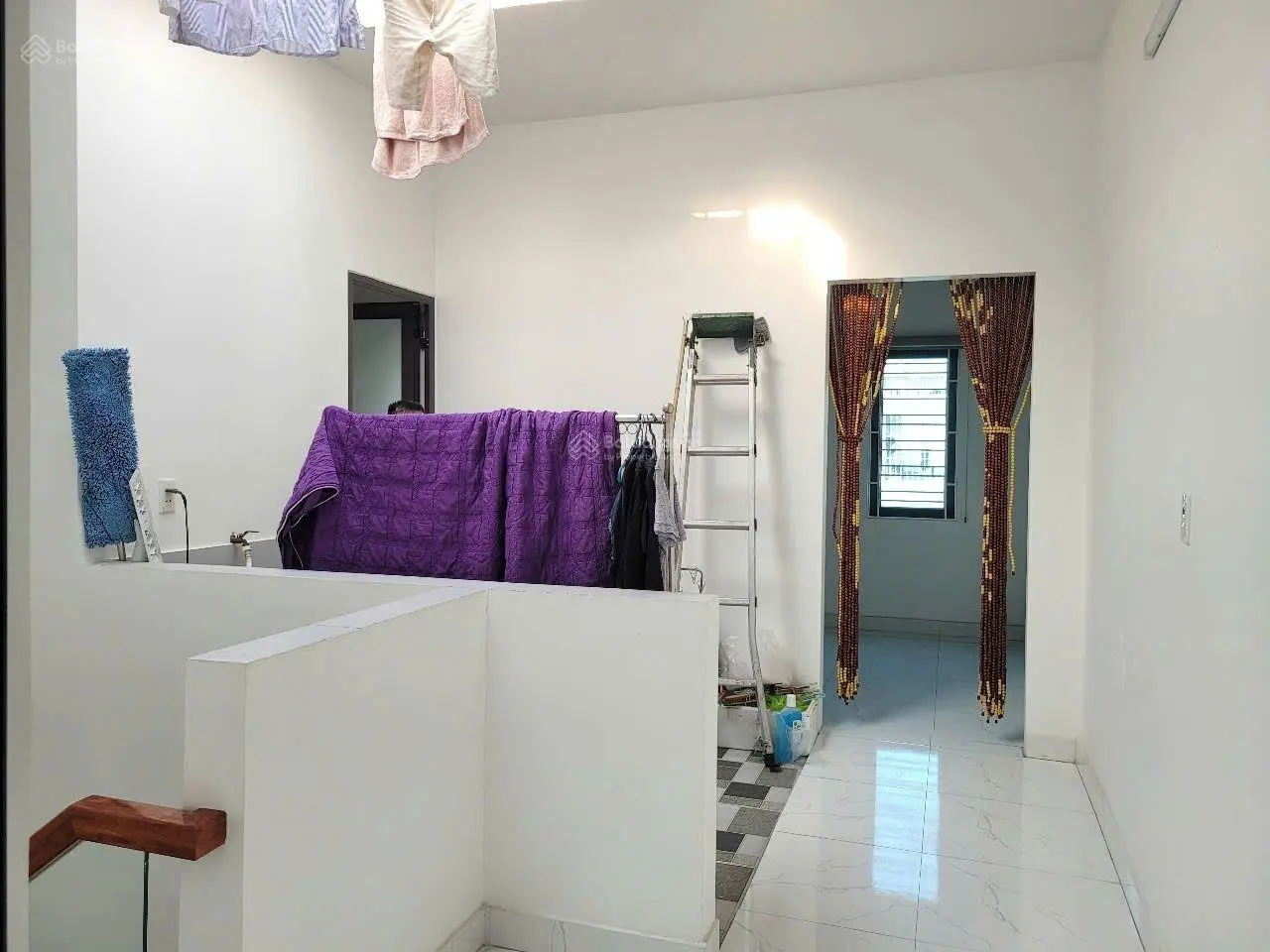 Bán nhà 3 tầng hiện đại phố Mỹ Thịnh. Gần 50m2, ngang 4,7m, đường 5m, ô tô đỗ cửa ngày đêm