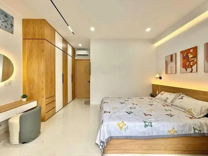 Cần bán nhanh nhà tại Đường Cô Giang Quận 1, Hồ Chí Minh, 48 m2. Sổ riêng. LH 0328316455