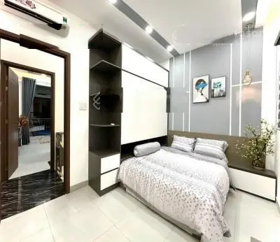 Ngộp ngân hàng bán nhà giá 4,1 tỷ/ 50m2 Lãnh Binh Thăng, Quận 11. Xây 3 lầu. Gần Lotte Lê Đại Hành