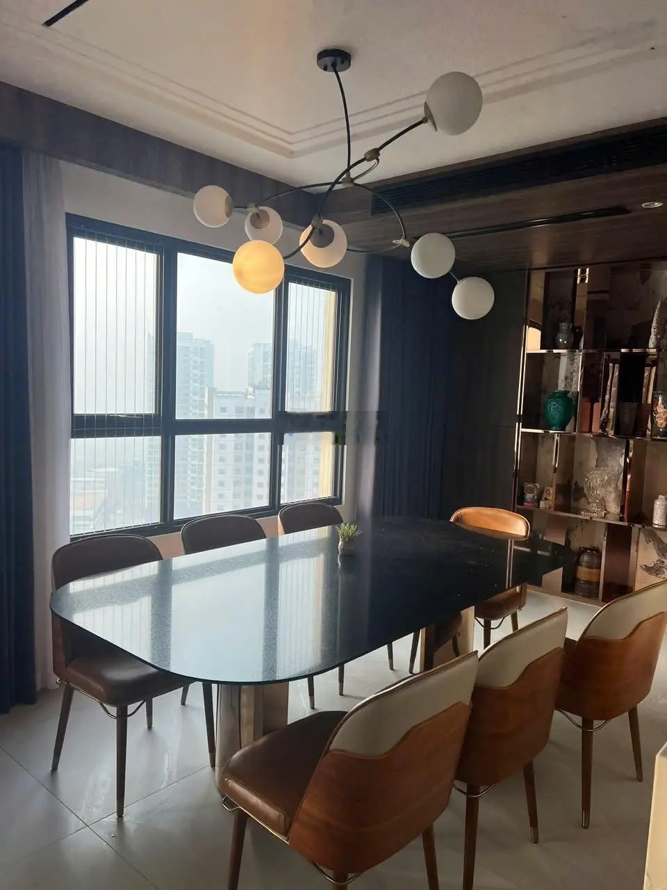 Hàng hiếm, bán căn penthouse Kosmo Tây Hồ 181m2/3PN sẵn sổ đỏ full đồ đẹp view Hồ Tây LH 0989 941 ***