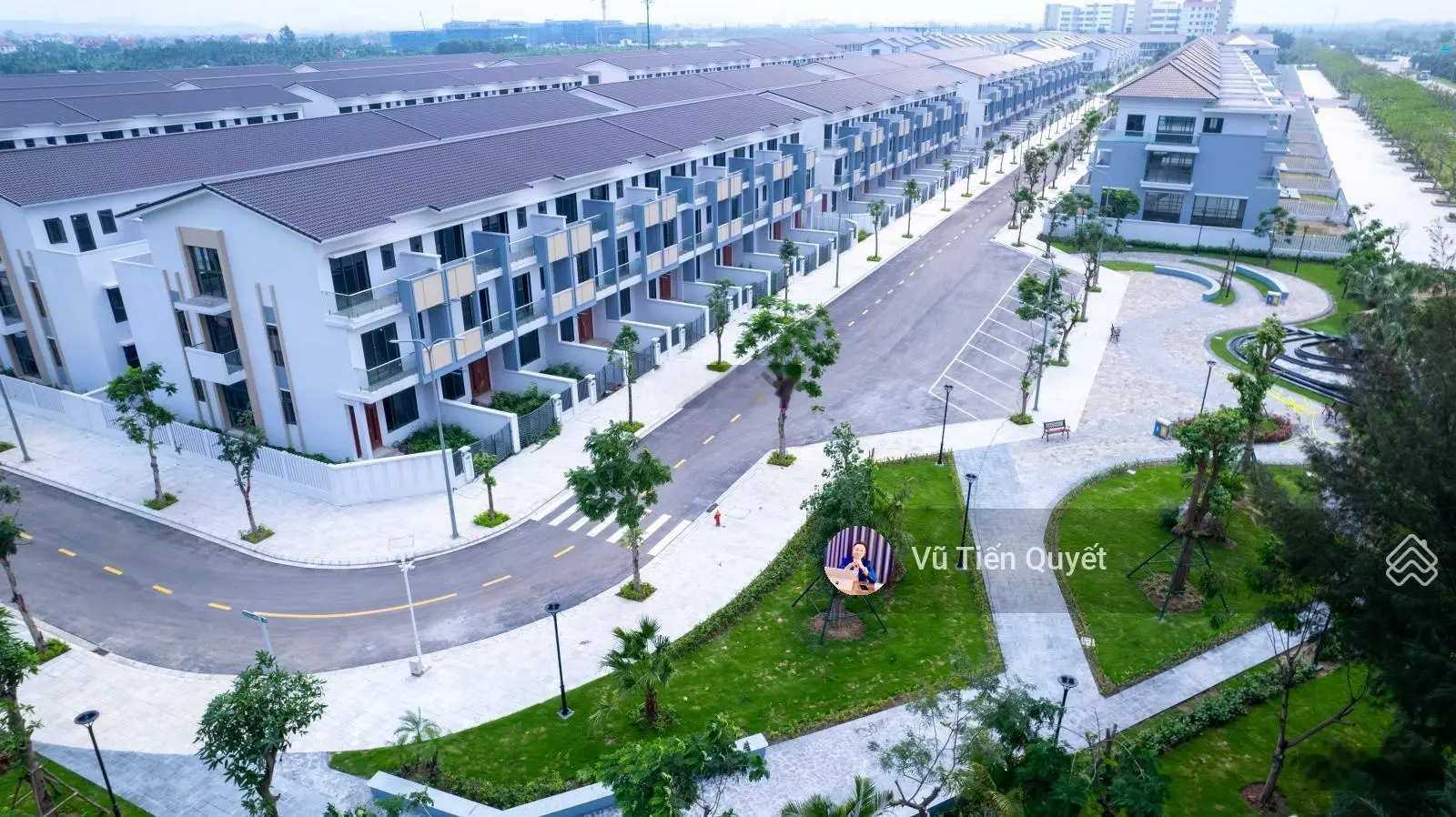 Bán nhà Liền Kề 110m2 Sapphire Gem - View công viên vườn hoa. Giá: 5,750 tỷ. Bao thuế phí