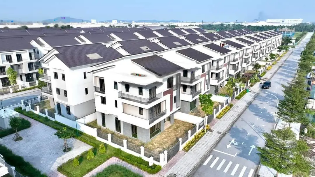 Bán căn shophouse 120 m2. Giá gốc chủ đầu tư. Centa Riverside Vsip