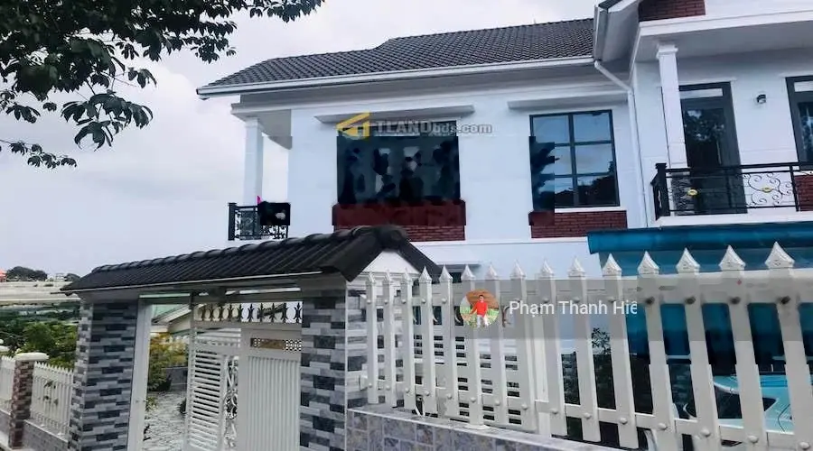 Villa 2 tầng Hẻm Ô Tô Lớn Hùng Vương, P10, mặt tiền rộng 16m có view