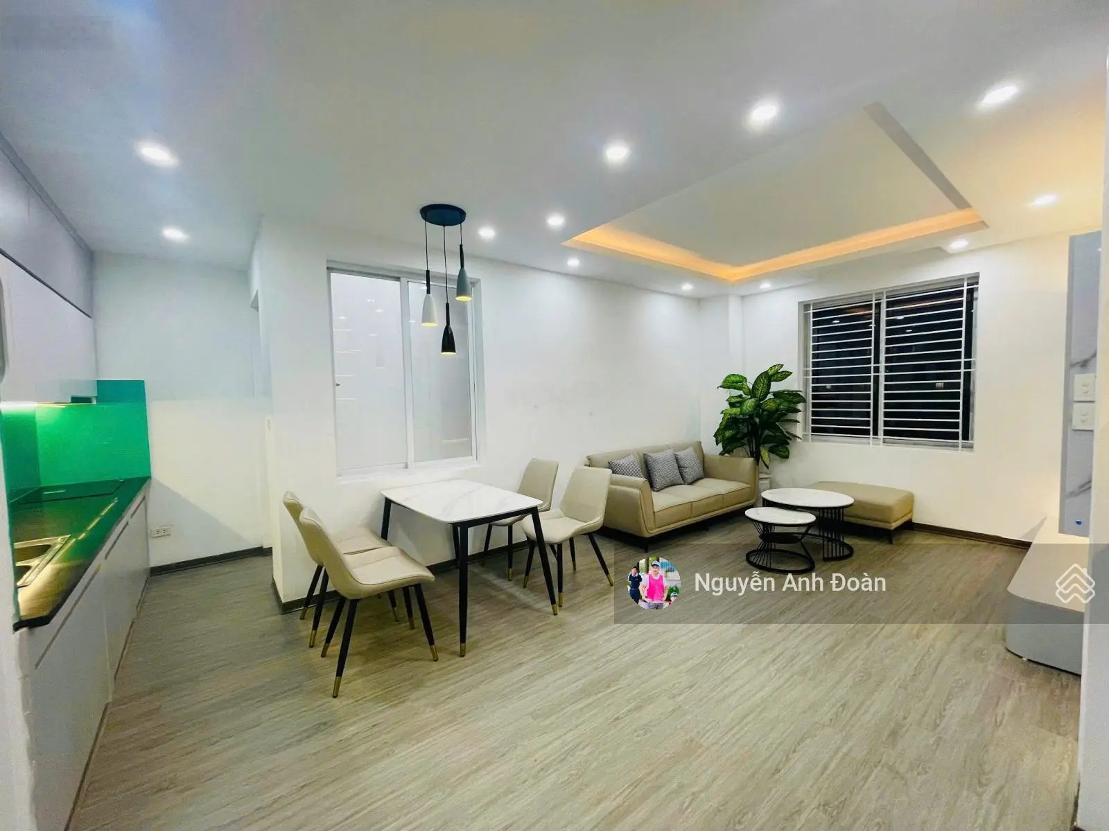 Bán gấp căn hộ chung cư 76m2, 2PN, 2VS tại Thành Phố Giao Lưu, 4 tỷ VND. Liên hệ 0985 222 358