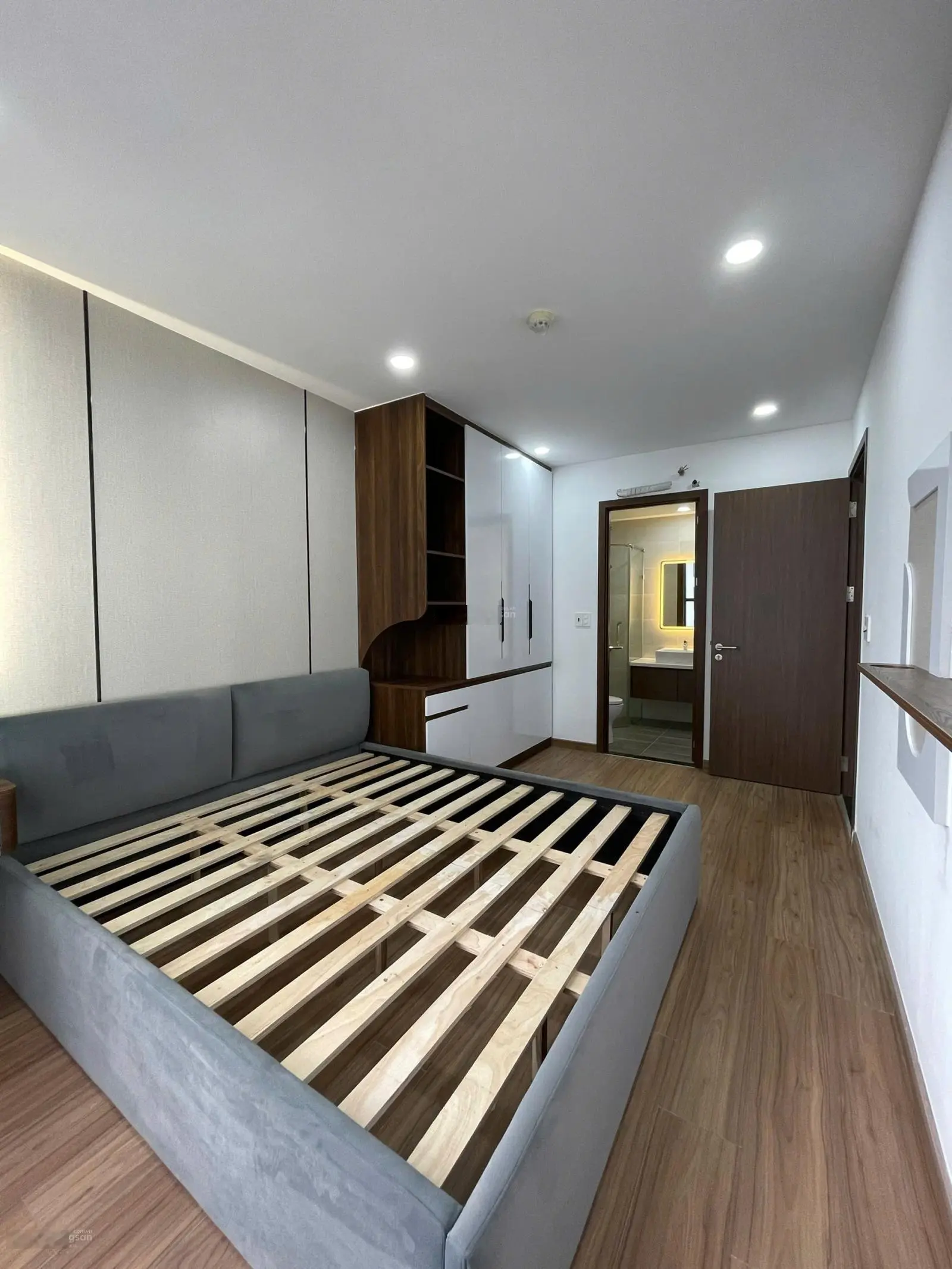 Bán căn hộ 2 phòng ngủ tại chung cư Phú Tài Residence , chỈ còn 1,8xx tỷ 67 m2