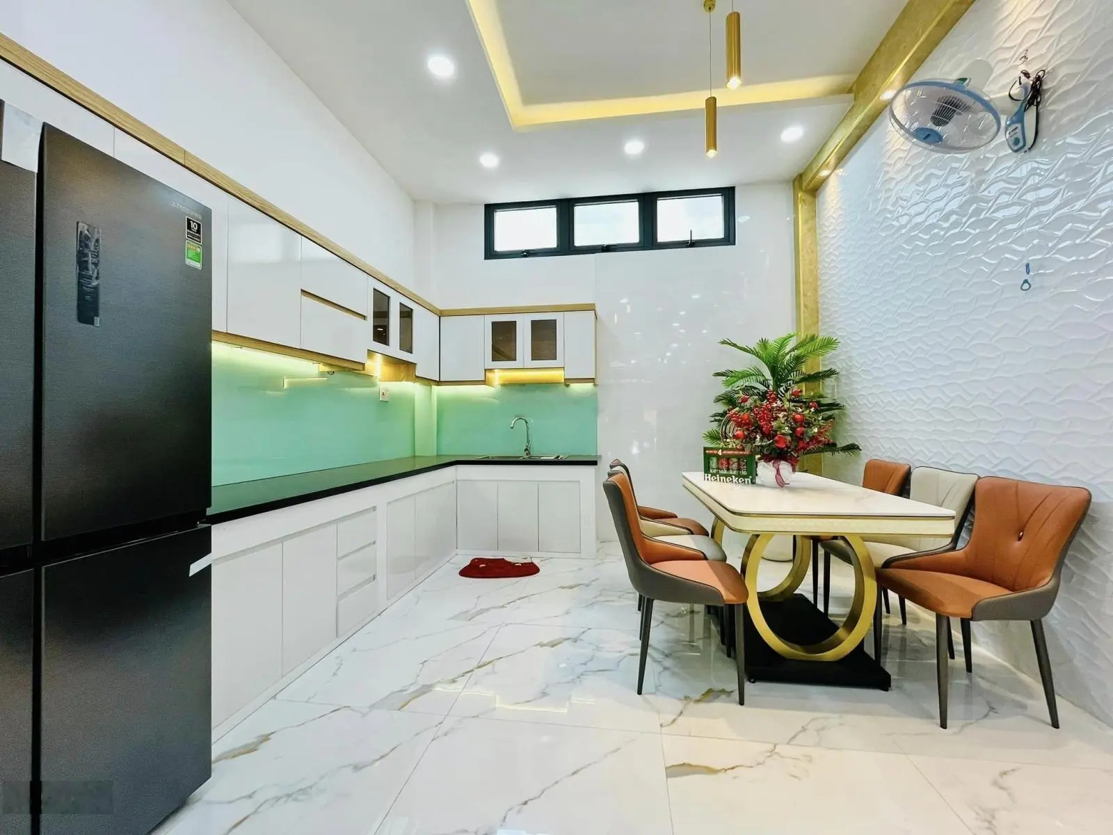 Sang Mỹ định cư bán nhà giá 3tỷ780/66,8m2- Trần Quý, P.6, Q.11. Gần Tiểu học Âu Cơ. Cho thuê 21tr