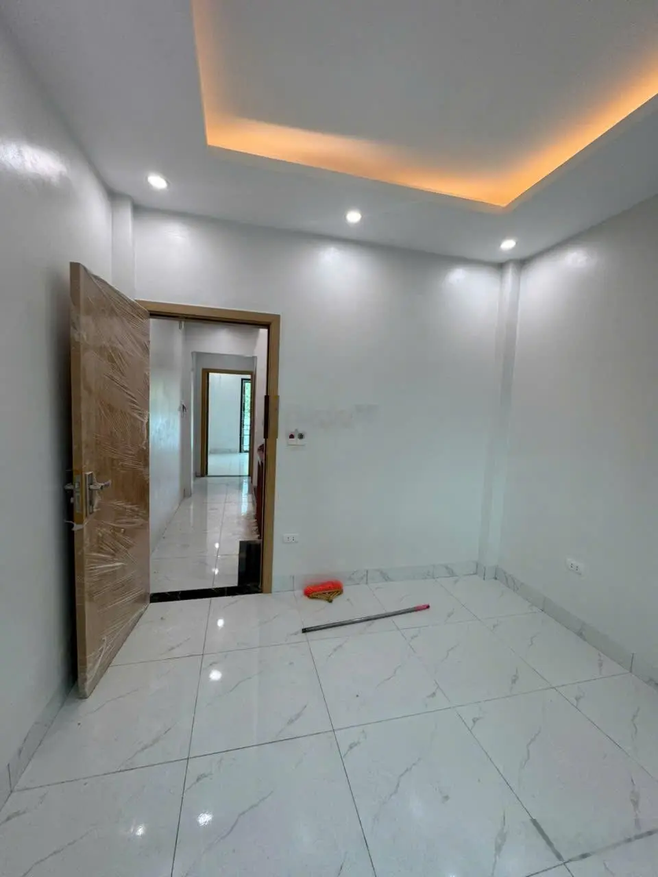 Nhà đẹp đón Tết, Bán nhà 3T*36m2, ôtô đỗ cửa, Gần chợ, trường, 10p ra Hà Đông, hàng xóm Q, Hà Đông