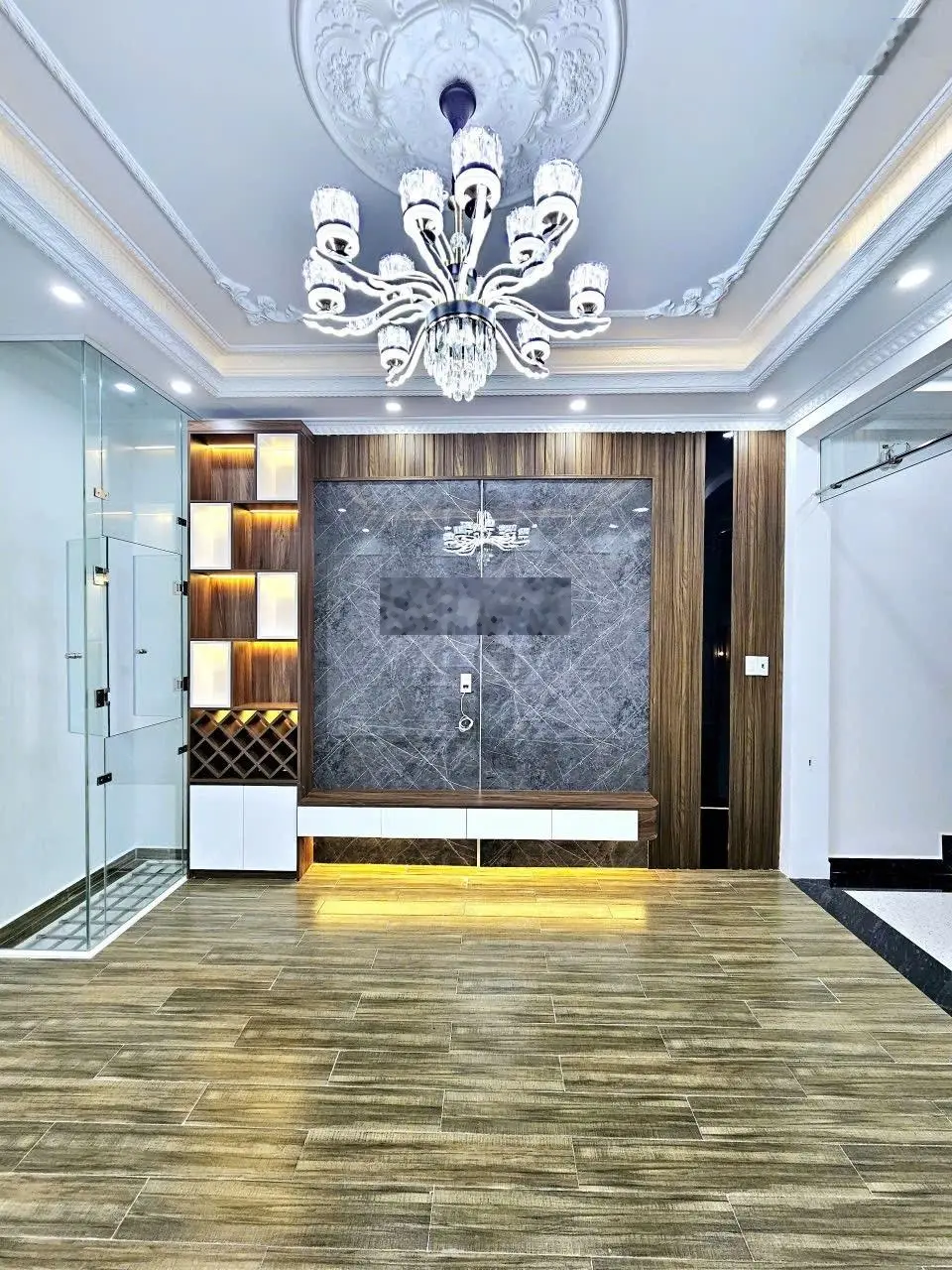 Nhà Hồ Sen ô tô quay đầu 50m2, 4 tầng, giá chỉ 4,98 tỷ có TT