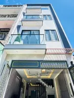 Giảm liền 50tr! Nhà Nguyễn Trãi - Q5, 62m2 - 3tầng - 4PN. Đang cho thuê 25tr. Sổ riêng alo e