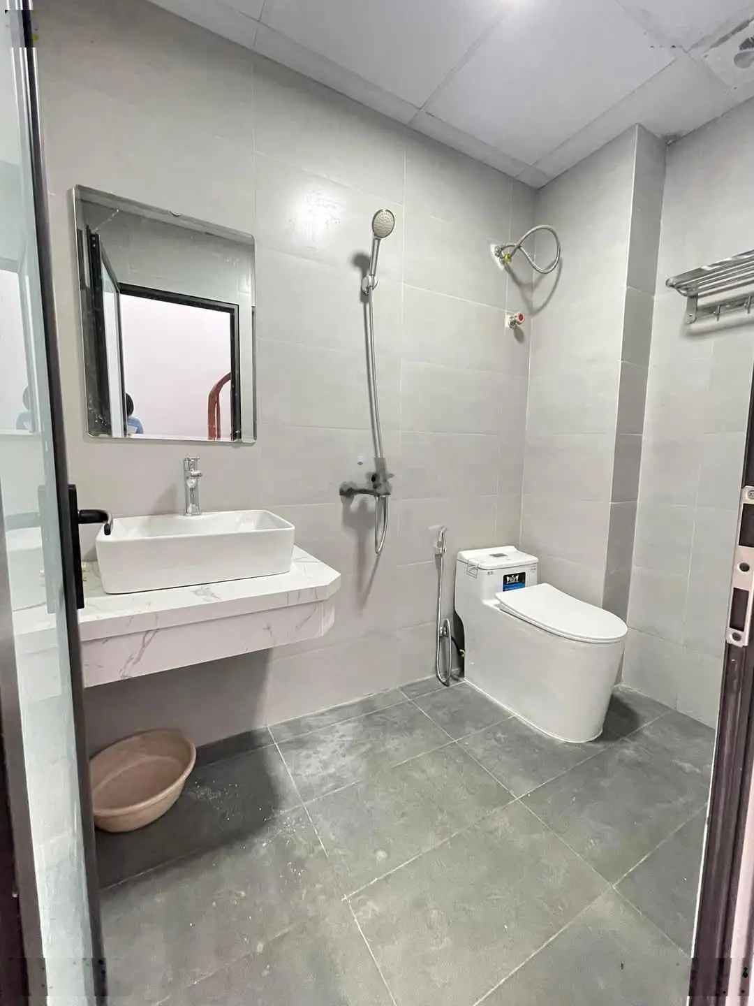 Bán nhà phố Nguyễn Khoái, 5,5 tỷ, 31m2, 3PN, 3WC, pháp lý đầy đủ