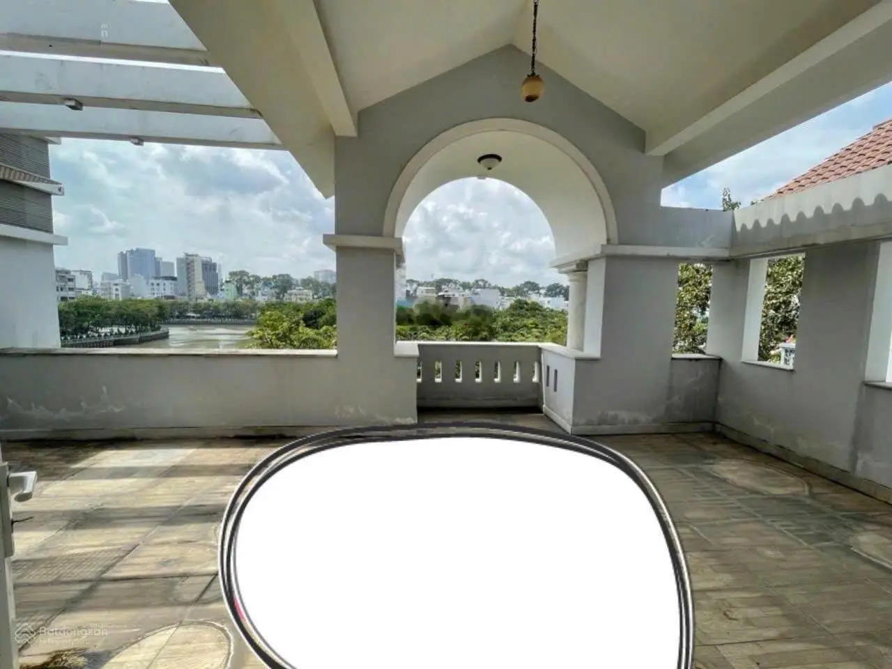 Cần bán gấp biệt thự view bờ sông Trường Sa. P. 2, Phú Nhuận, đất: 160m2, sàn: 400m2