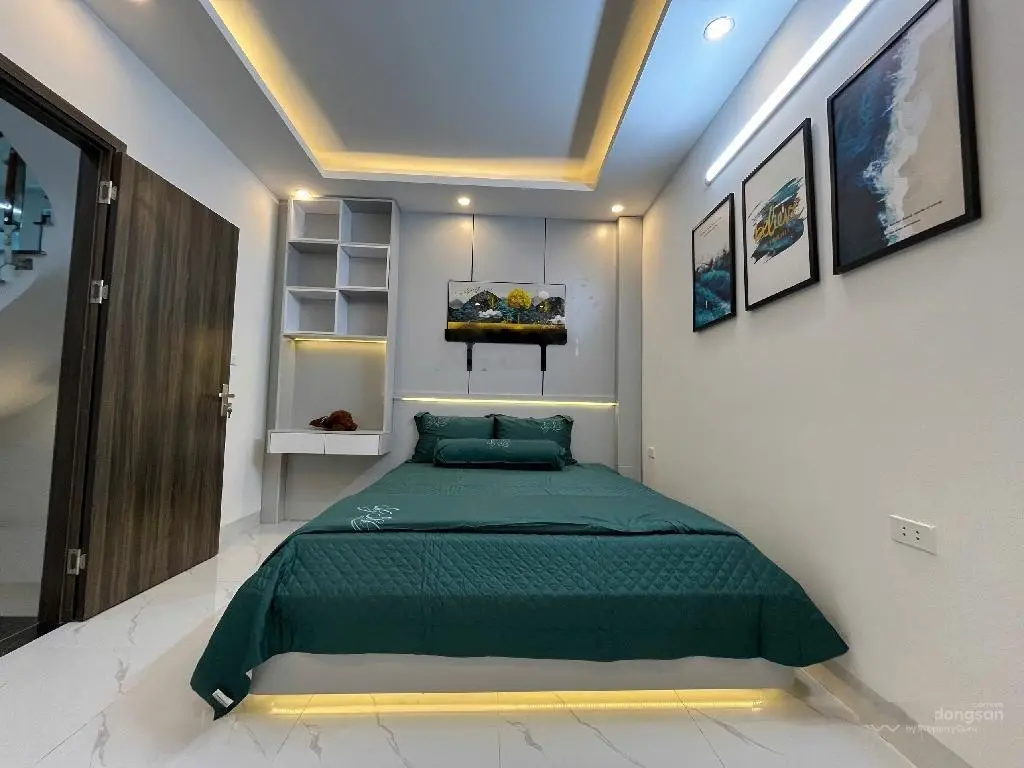 Chợ đình la phù 40m2 5 tầng mới tinh sẵn về ở- 5 phòng ngủ- ô tô đỗ cửa giá chỉ 4,x tỷ