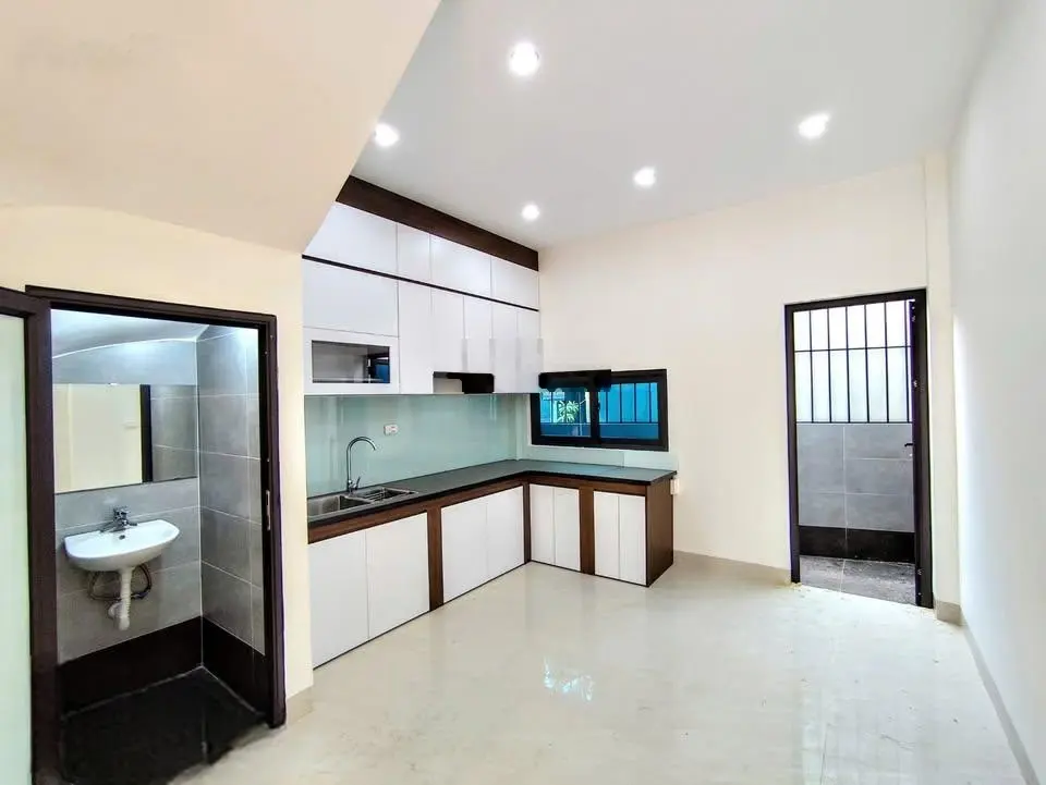 Hot! Hoa Hậu Biên Giang đón tết nhà 4Tx32m2, ô tô đỗ gần, 1km ra QL6, 5p ra bến xe Yên Nghĩa