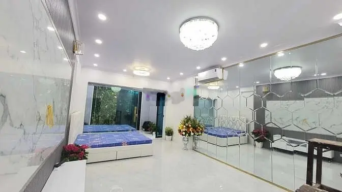 Bán căn tập thể Hồng Hà, HK giá 3.45 tỷ, 90m2, lô góc view phố ẢNH THẬ