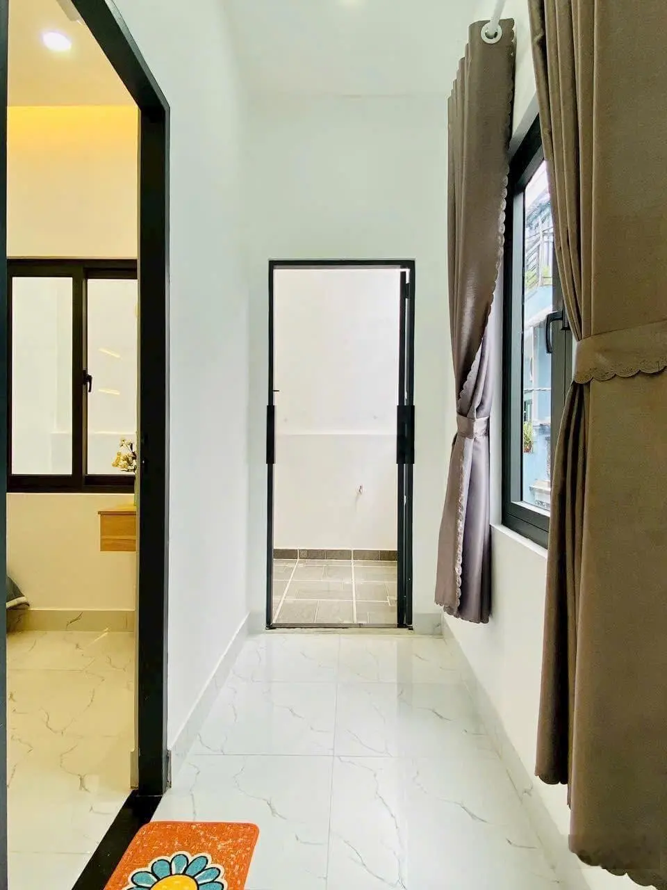 Bán nhà hẻm ôtô giá 3tỷ680/71,5m2 - Nhật Tảo, P.4, Q. 10, gần chợ Nhật Tảo, cho thuê 30 triệu/tháng