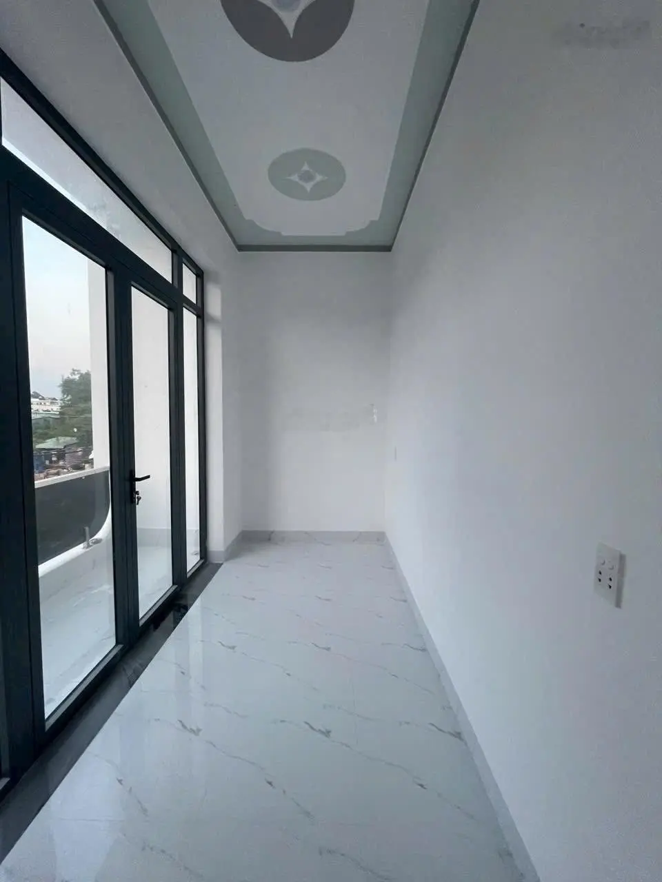 Bán nhà 1t1l phường Hoá An TP Biên Hoà. DT: 5x20=100m2. Giá: 3tỷ6 TL sổ hồng hoàn công, đường 6m