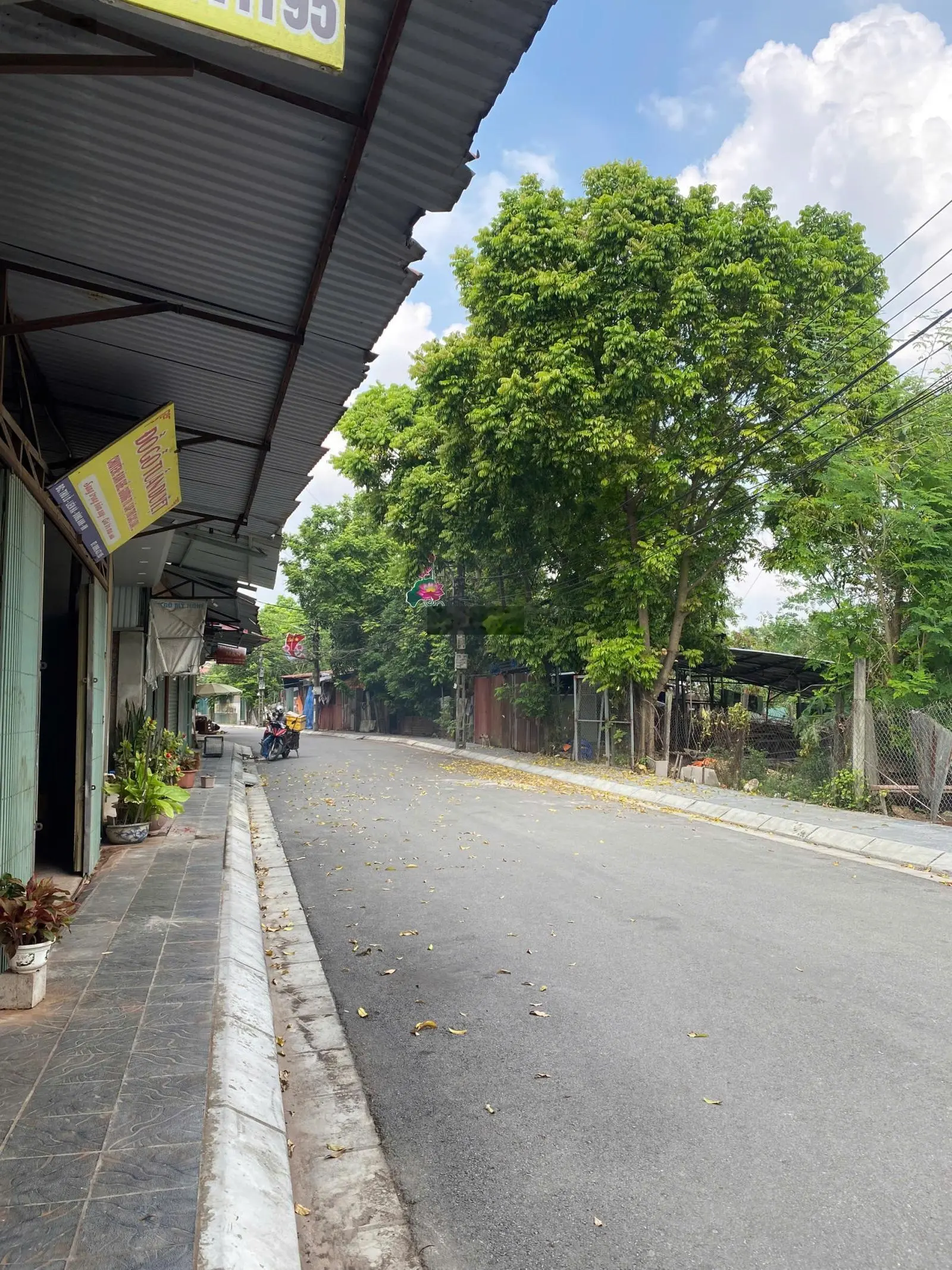 100m, Liên Hà, Đông Anh, Đường Ô Tô, Thông Trục Chính, Bìa Làng.Gần Đường Liên Xã.