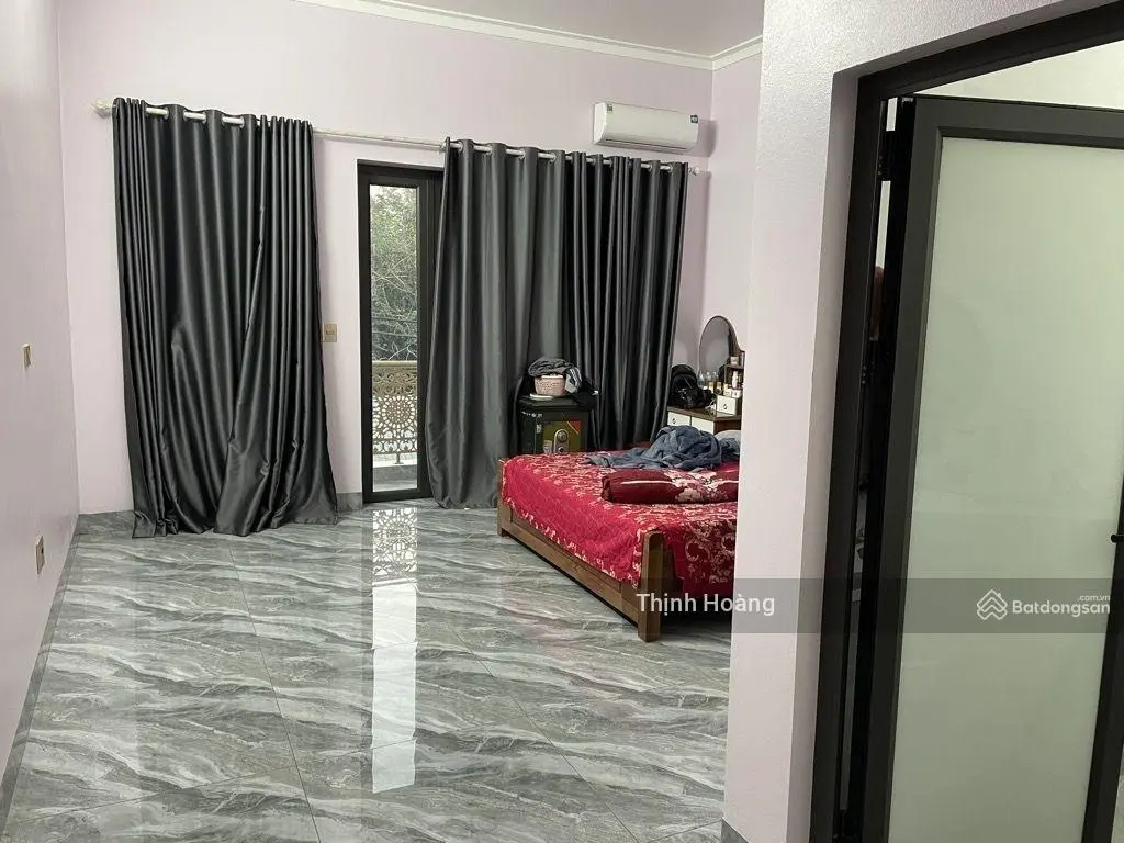 Bán gấp nhà 6 tầng thang máy 48m2, 9,8 tỷ, view đẹp, nội thất cao cấp, ngõ thông oto vào nhà