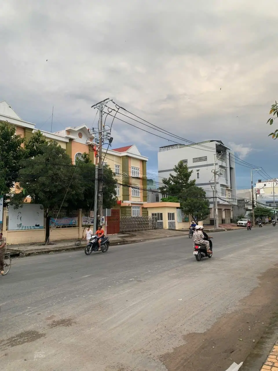 Hàng Hiếm. Nhà Mặt Tiền Đ. Phạm Cự Lượng, Cạnh UBND Mỹ Phước