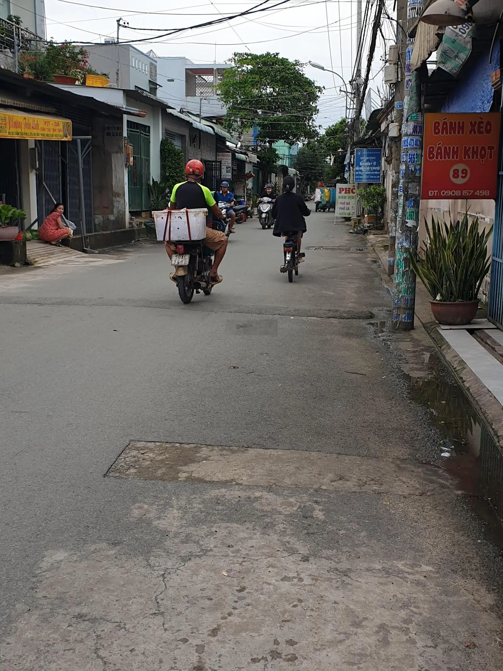 Bán nhà MT đường thông Vỗ Thị Hồi, X Xuân Thới Đông, H Hóc Môn. DT: 8x22. CN: 176m2