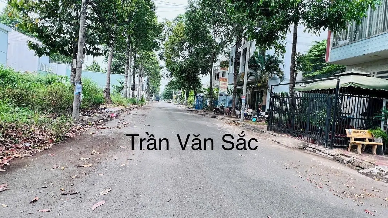 Bán nền đường Trần Văn Sắc khu Diệu Hiền đoạn ngoài DT 4.5x23 - giá 2.83 tỷ