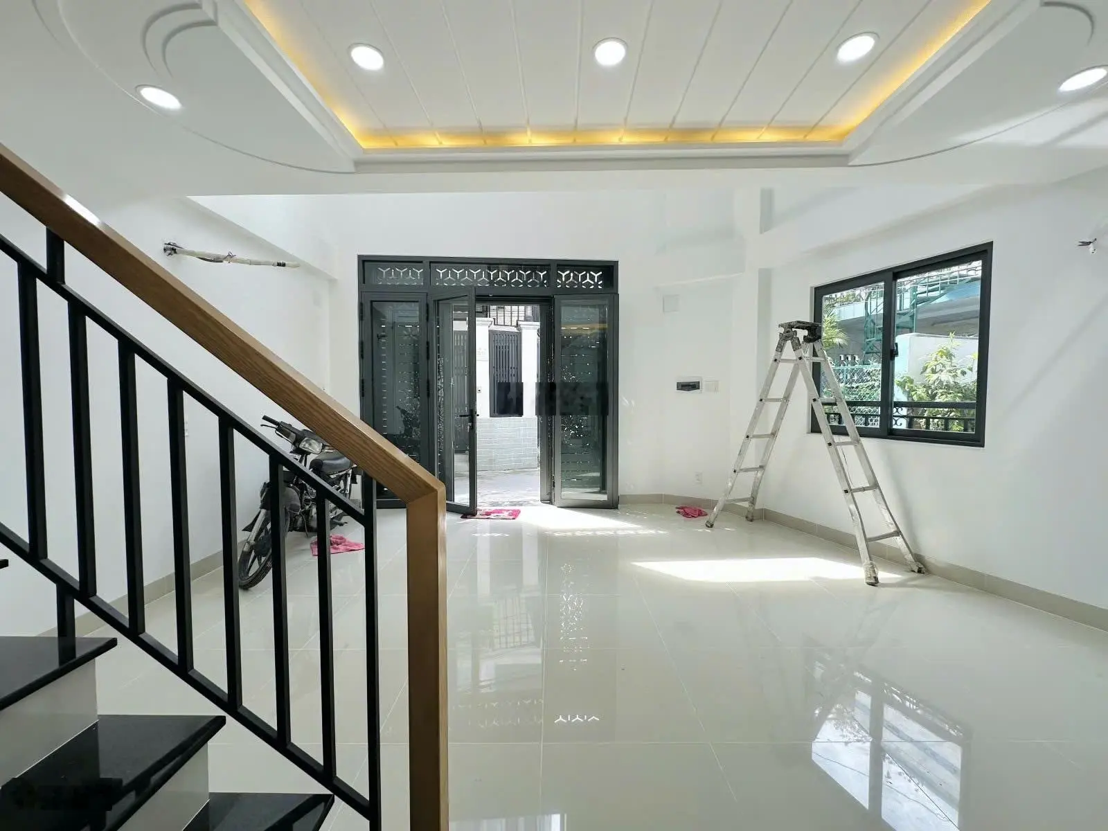 Mới, Đẹp 100%, Bình Thạnh - Ngang 5, nở hậu 6.5m, vuông đẹp - Ô tô 7 chỗ ngủ nhà, 38m2, 4 tầng BTCT