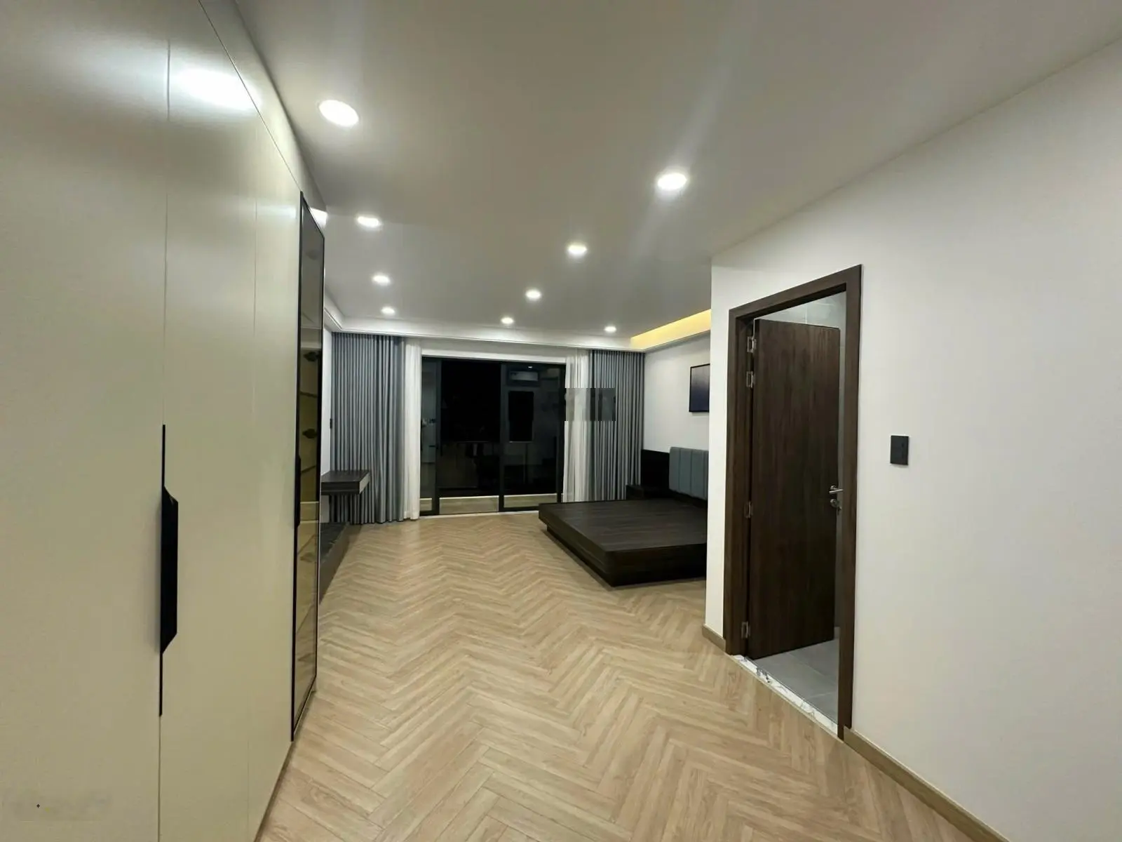 Bán nhà 3 tầng, 90m2, đường 3A, Hà Quang 2, nhà siêu đẹp, gần công viên, chỉ 7,6 tỷ