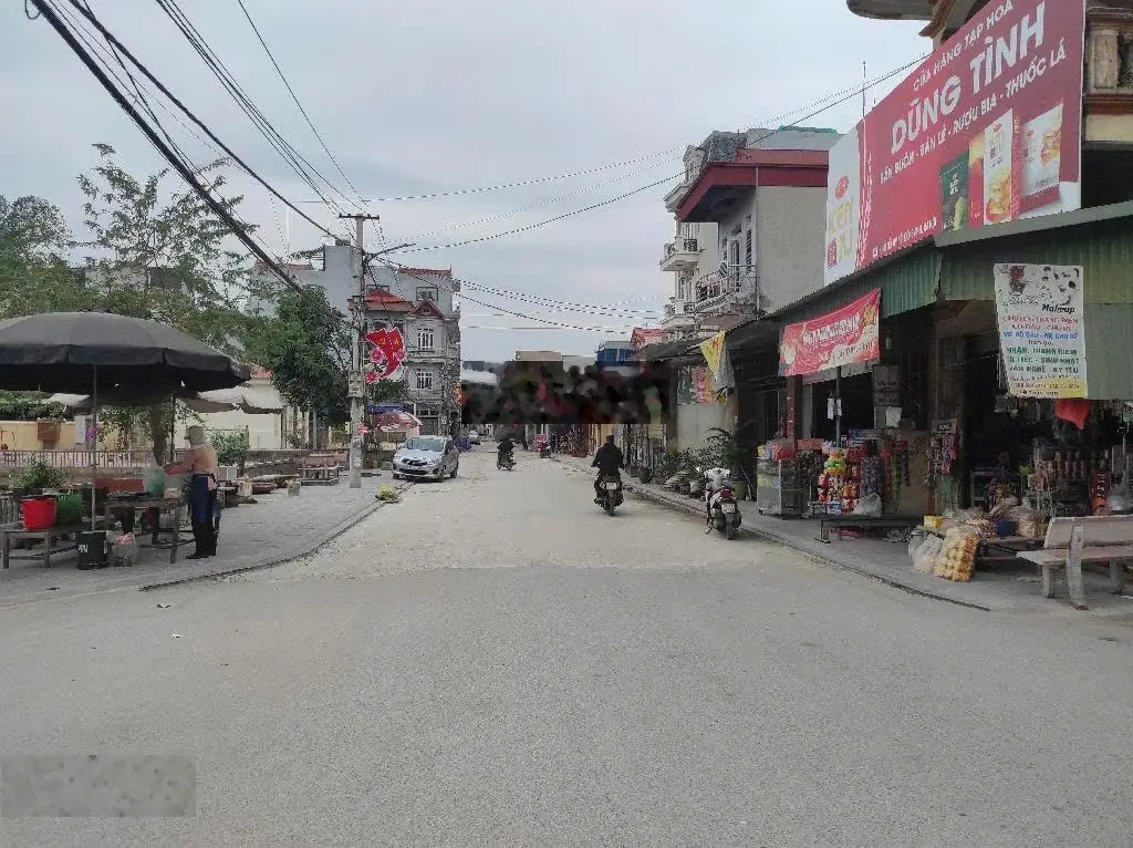 Uy Nỗ - nhà đẹp ở ngay, mặt ngõ ô tô thông tứ tung trung tâm Đông Anh, tiện ích vô vàn, chỉ 4,2 tỷ