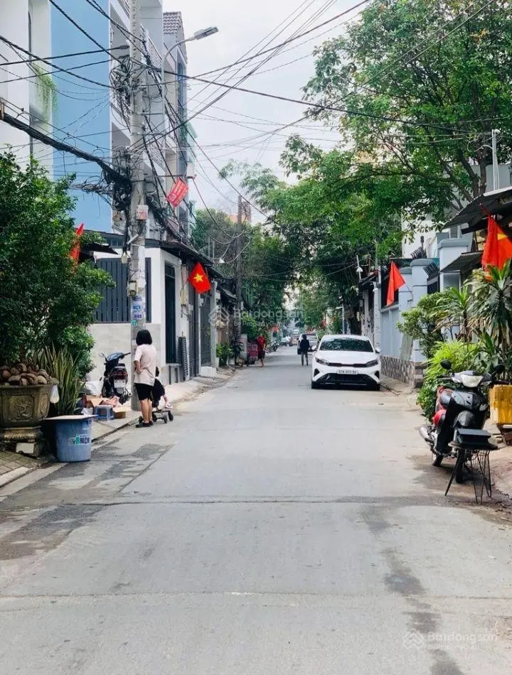 Hiếm nhà ao đôi 8x18m có 4 tầng ô tô ngủ trong nhà chỉ 12.1 tỷ