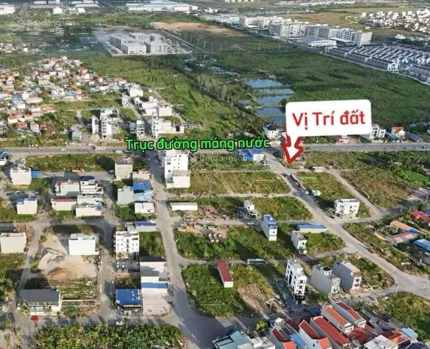 Siêu phẩm duy nhất tại cửa trại, đường máng nước, bán đất nền 100m2 giá chỉ 5,3 tỷ