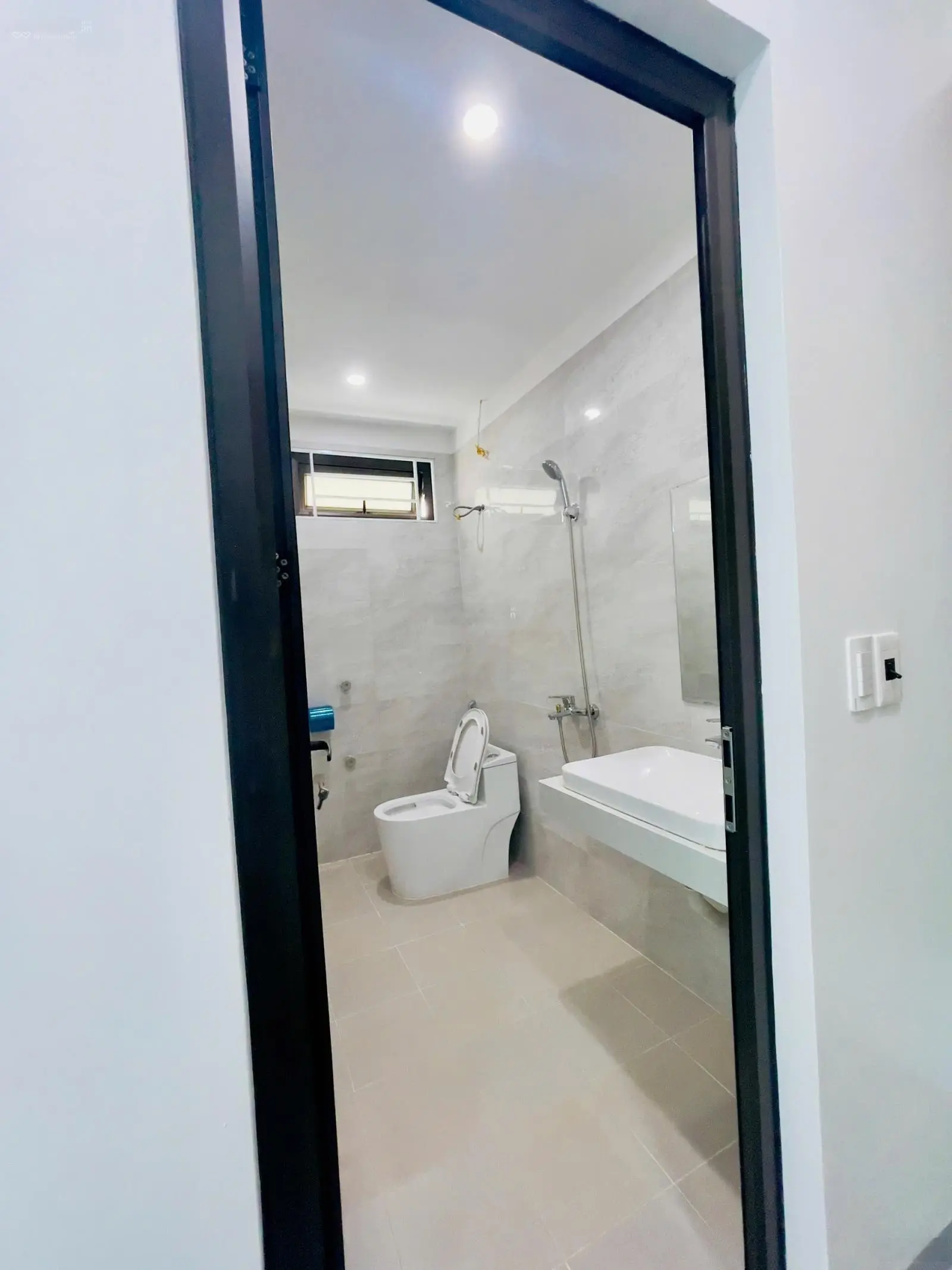 Bán nhà riêng 39m2, 4PN, 4WC tại An Dương Vương, Phú Thượng, Tây Hồ, Hà Nội chỉ với 8,2 tỷ