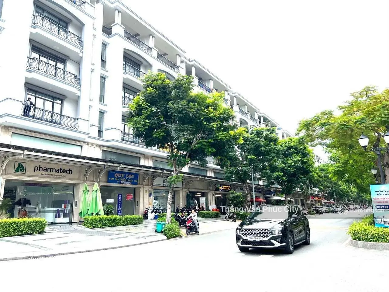 Mặt Tiền Nguyễn Thị Nhung 7x20m Giá 32 Tỷ, Shophouse Siêu vip KĐT Vạn Phúc City, Kinh Doanh Tốt