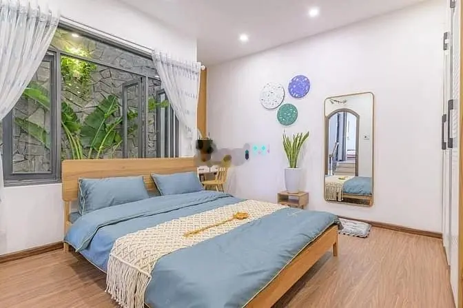 Bán gấp nhà Nguyễn Thiện Thuật, P2, Q3, 60m2, 3tỷ500, sỗ sẵn.