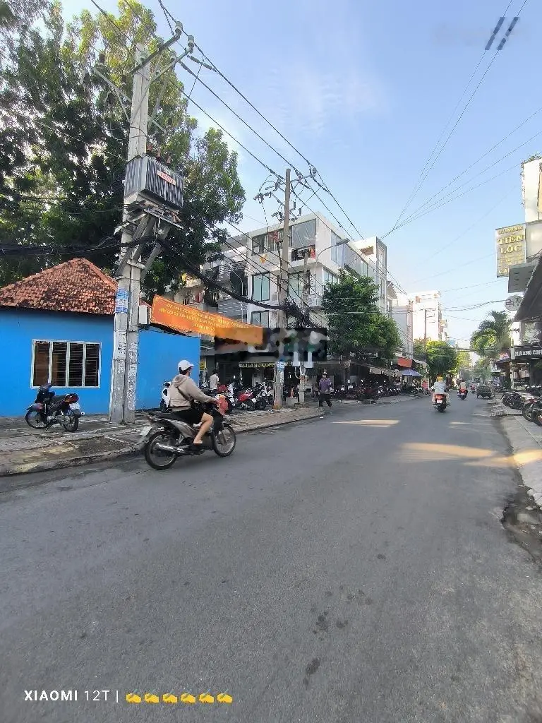 Nhà P15, Q Tân Bình DT 4,7 x 21 gần 100m2