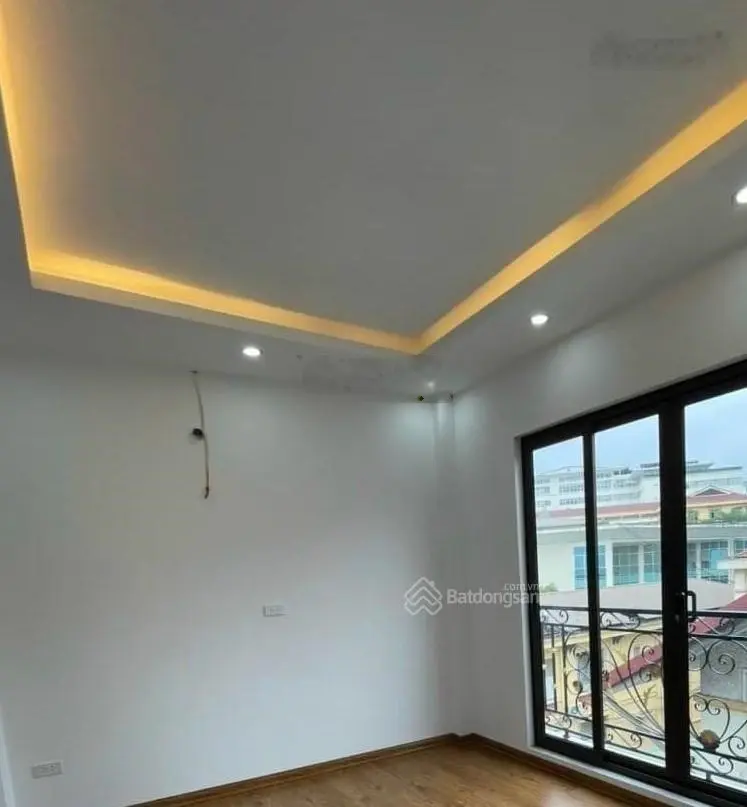 Tôi đang cần bán căn nhà 37m2x3 tầng, ngõ thông, Ô tô đỗ cửa, Cao Viên, Thanh Oai. LH: 0983 227 ***