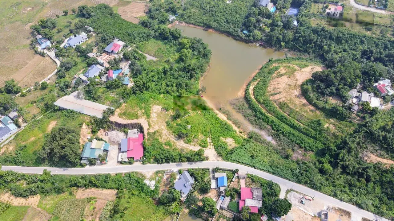 Bán 5994m2 view đẹp bám hồ, mặt đường liên xã Cư Yên - Lương Sơn - Hòa Bình