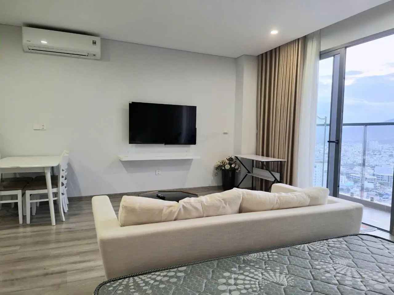 Bán căn hộ studio 44m2 tại dự án Marina Suites Nha Trang - không nội thất - giá chỉ 1,750 tỷ