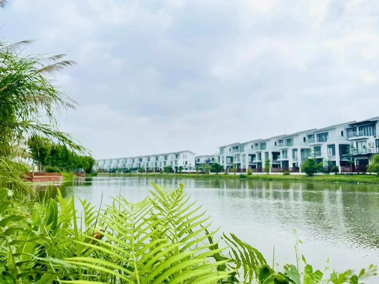 Chủ nhà cần tiền bán gấp căn liền kề 96m belhomes - View công viên - Đẹp nhất dư án - Giá cực tốt