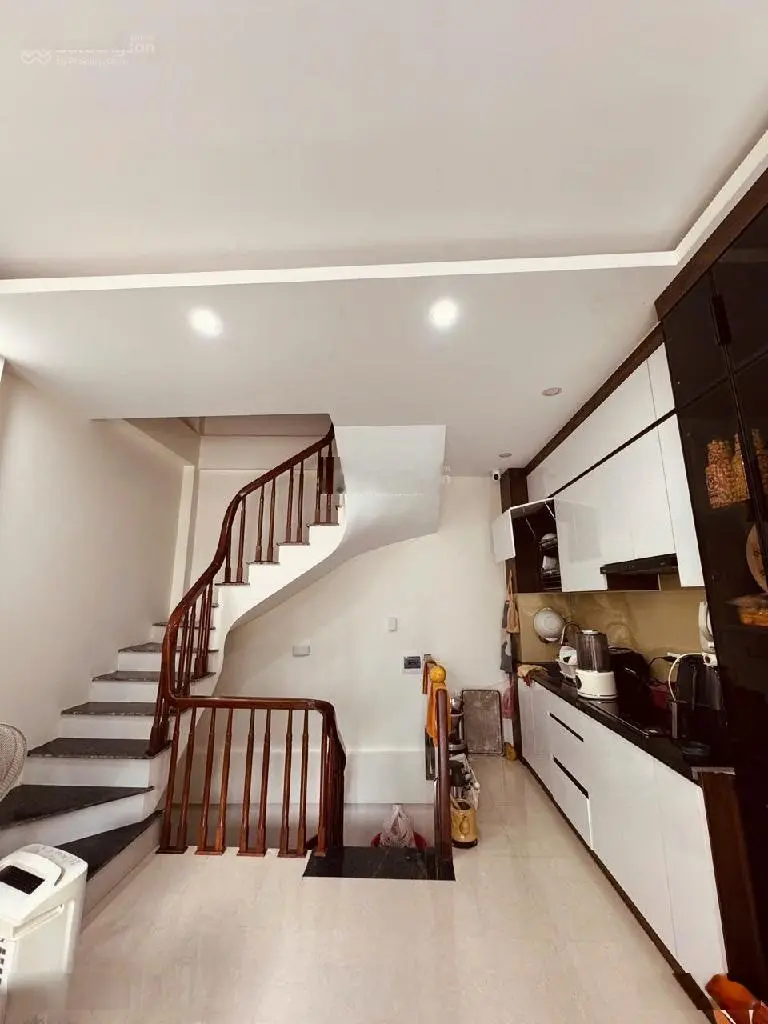 Cầu Bươu, Phan Trọng Tuệ, ngõ thông, gara ô tô 6 tầng full nội thất, ~40m2, nhỉnh 6tỷ