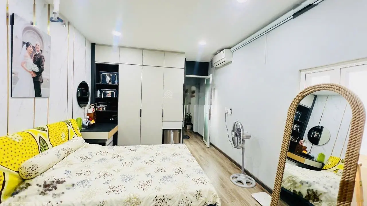 Bán NR đẹp xuất sắc, Trần Hưng Đạo, 8,2 tỷ, 49m2, Q5, HCM