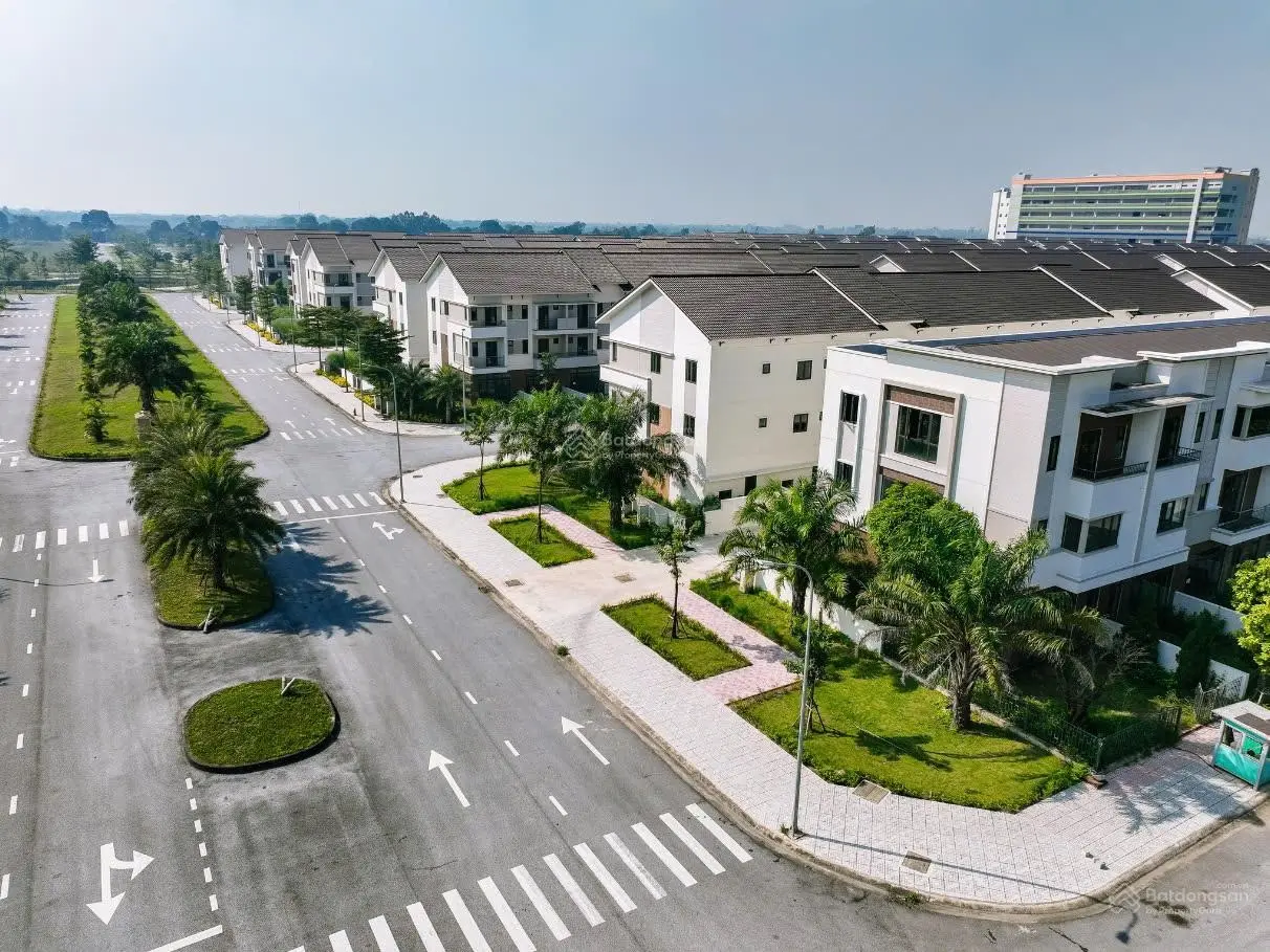 Biệt thự Centa Riverside, 10,6 tỷ, 180m2, hướng nam. Quỹ căn đẹp hiếm còn sót. Lh Em Tài 0965889895